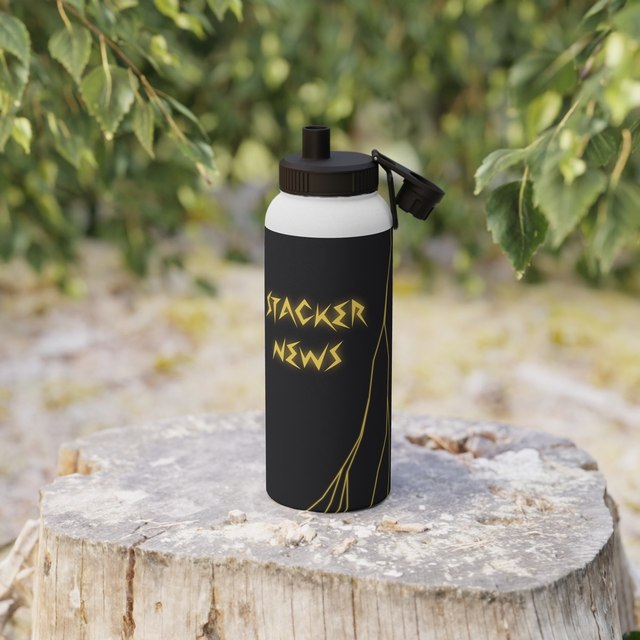 🖤 STACKER EWS Stainless Steel Bottle w/ Sports Lid — White, 32oz