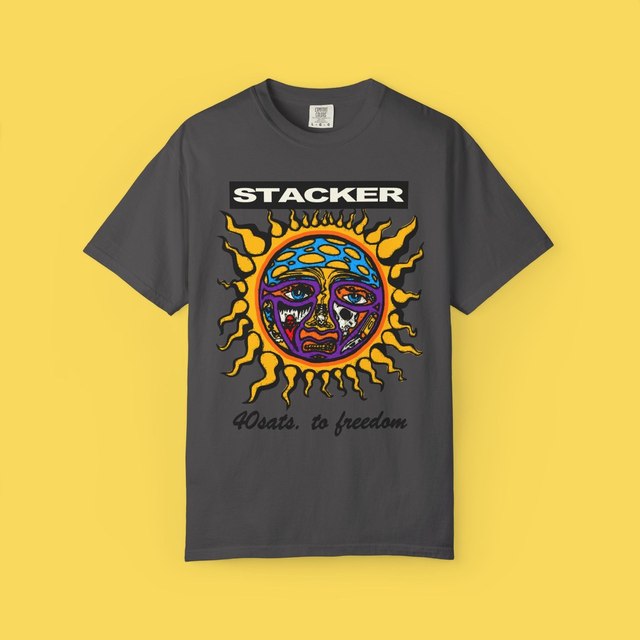🤍🖤 Vintage lngtstore Stacker News T-Shirt — Graphite, XL