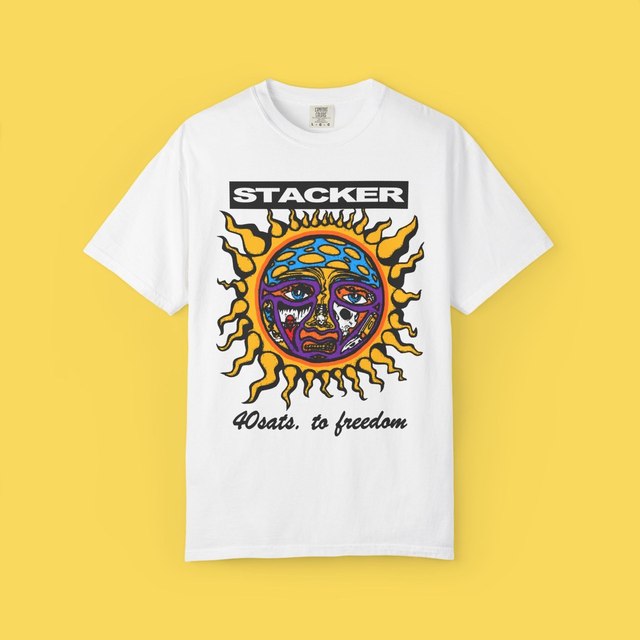 🤍🖤 Vintage lngtstore Stacker News T-Shirt — White, 2XL