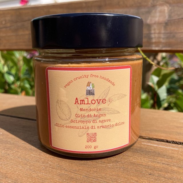 AMLOVE / Crema dolce spalmabile