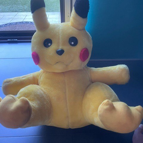 Peluches pikachu pokemon