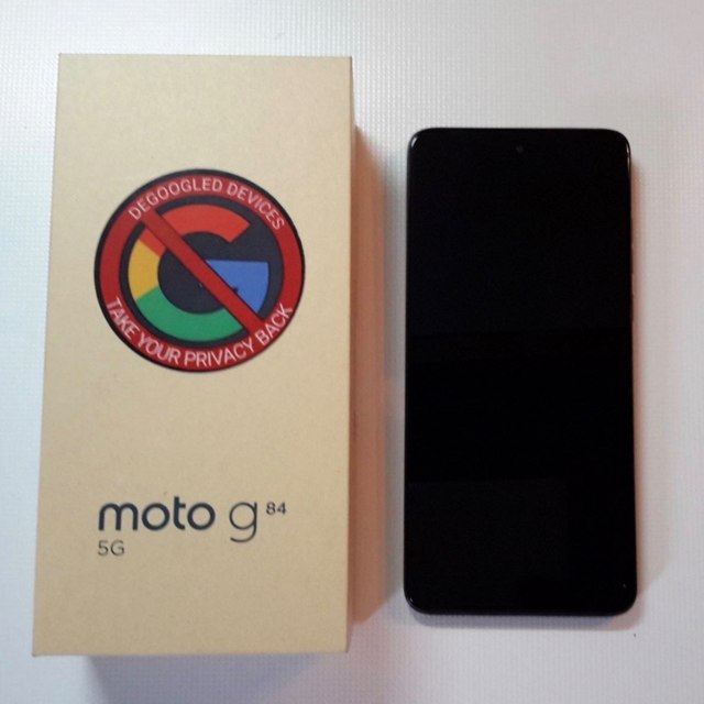 Smartphone Degoogled - Motorola G84 5G (12 gb RAM - 256 gb memoria)