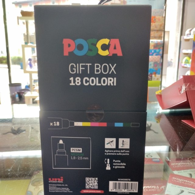 Uni Posca Gift Box 18 colori