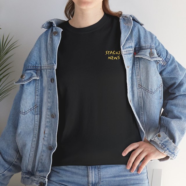 💛🖤 STACKER NEWS Unisex Heavy Cotton Tee — Black, L